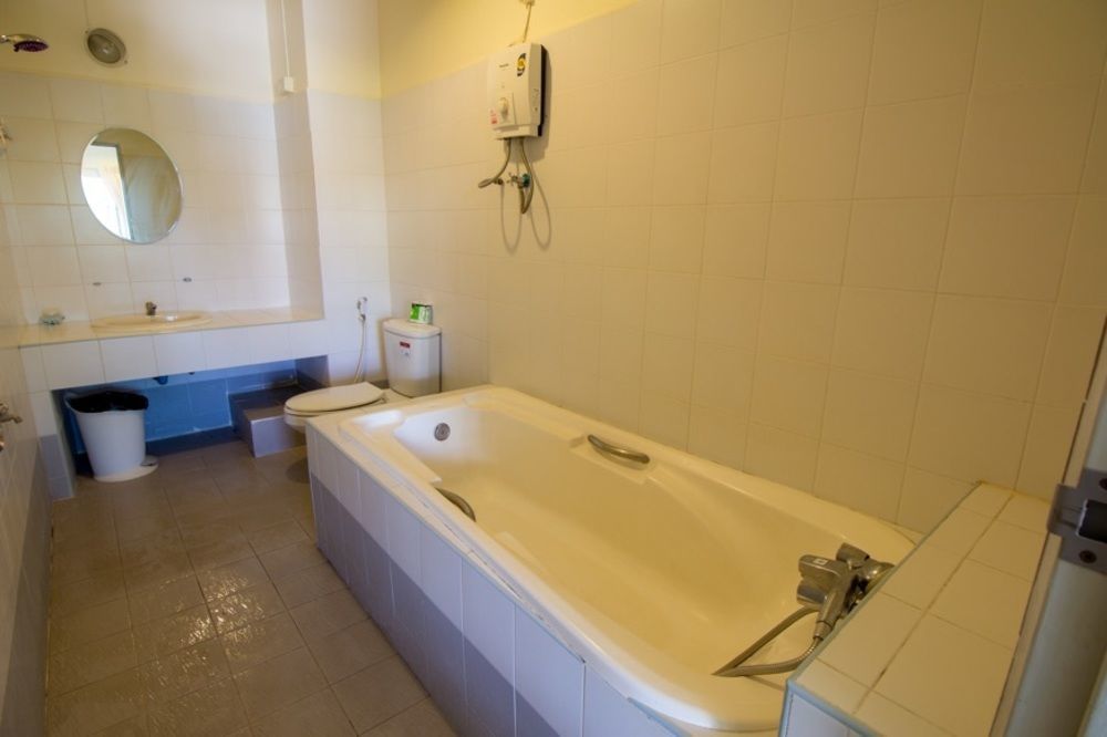 เอชเค เรสซิเดนซ์ หัวหิน Hotel ภายนอก รูปภาพ