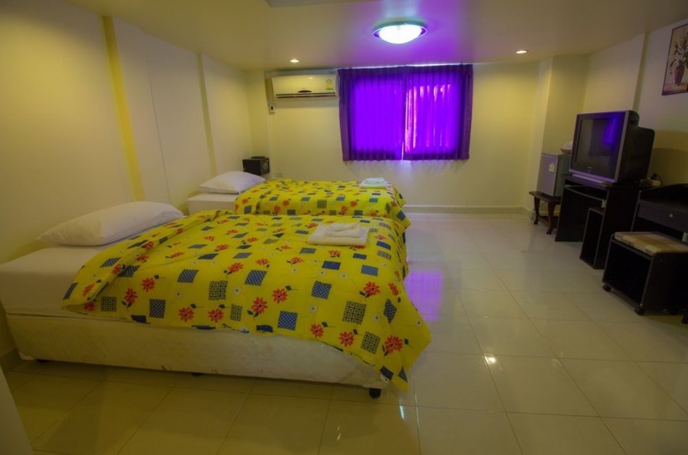เอชเค เรสซิเดนซ์ หัวหิน Hotel ภายนอก รูปภาพ