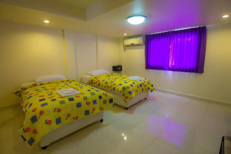 เอชเค เรสซิเดนซ์ หัวหิน Hotel ภายนอก รูปภาพ